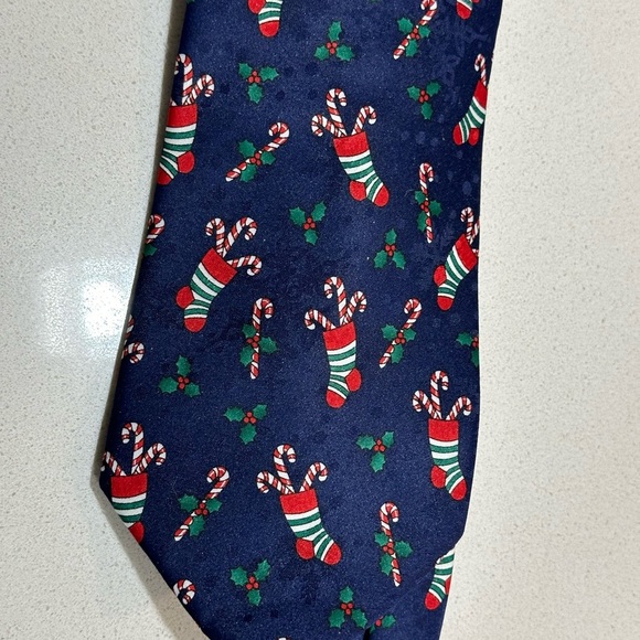 Set of two Christmas ties EUC - Picture 11 of 15